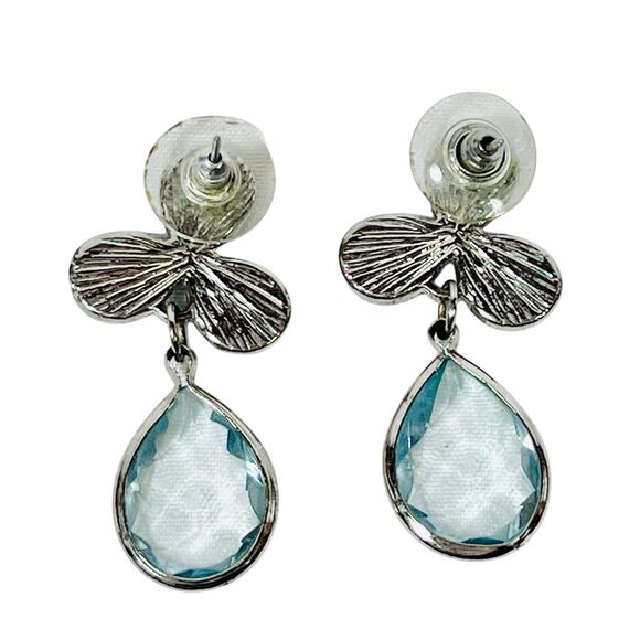 Vintage Dressy Silver Tone Blue Pear Cut Drop Earrings Formal Jewelry - Picture 2 of 5